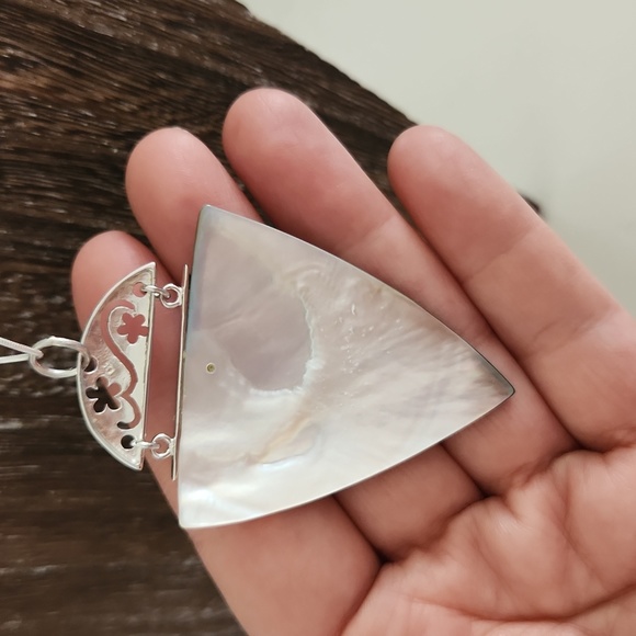 NEW Genuine Sterling Silver & Abalone Pendant - Picture 3 of 4